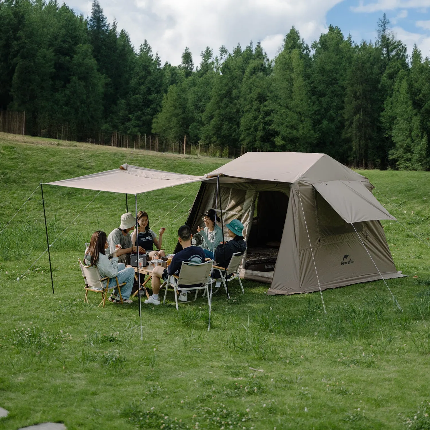 Village 6.0 4-Person Instant Tent