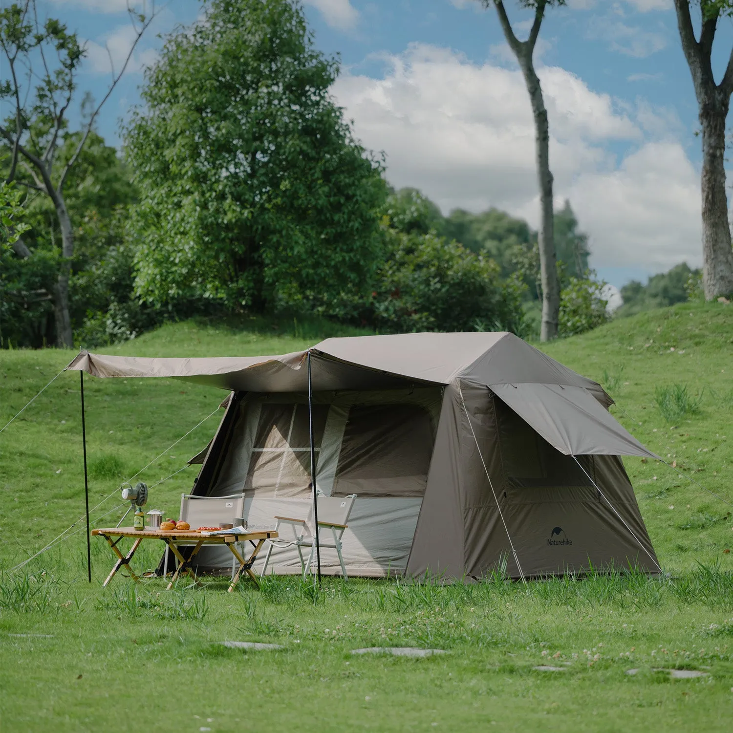 Village 6.0 4-Person Instant Tent